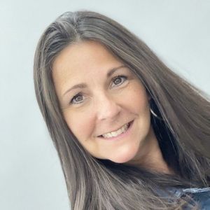 Meet your Posher, Leicia